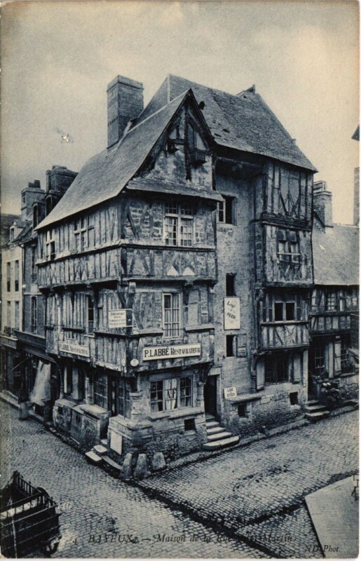 Carte postale ancienne Bayeux Maison de la Rue Saint-Martin France à Bayeux