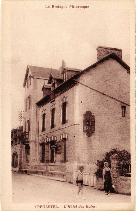 Carte postale ancienne Tregastel L'Hotel de Bains