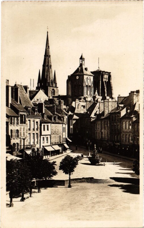 Carte postale ancienne Guingamp Basilique Notre-Dame de Bon-Secours à Guingamp