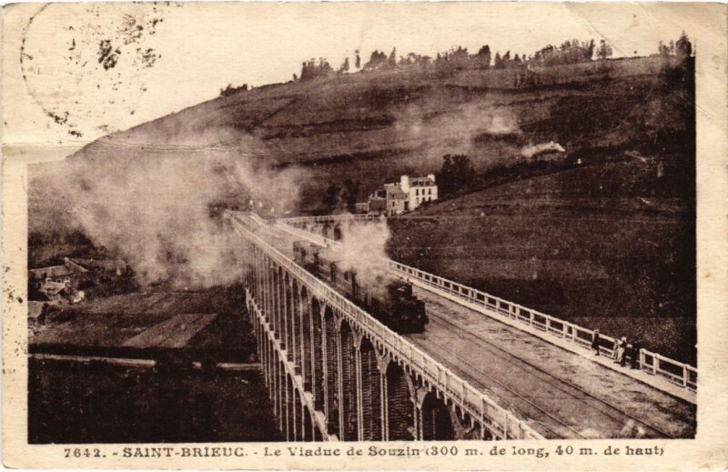 Carte postale ancienne Saint-Brieuc Le Viaduc de Souzin à Saint-Brieuc