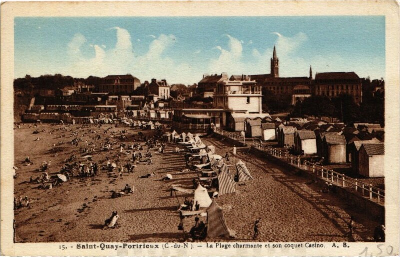 Carte postale ancienne Saint-Quay-Portrieux La Plage Charmante et son Coquet Casino à Saint-Quay-Portrieux