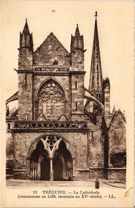 Carte postale ancienne Treguier La Cathedrale