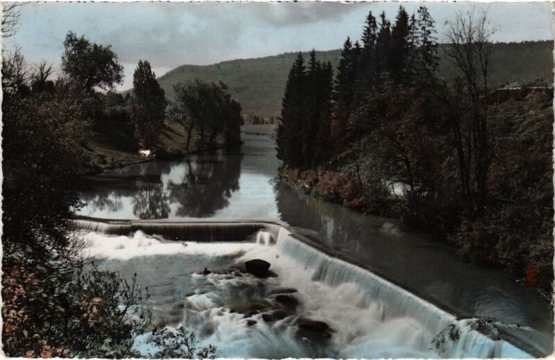 Carte postale ancienne Champagnole Battage sur l'Ain à Champagnole