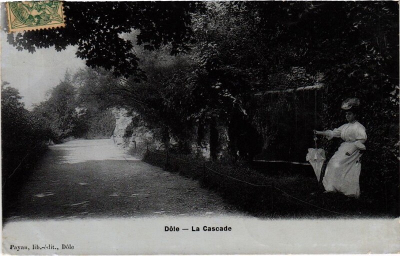 Carte postale ancienne Dole La Cascade