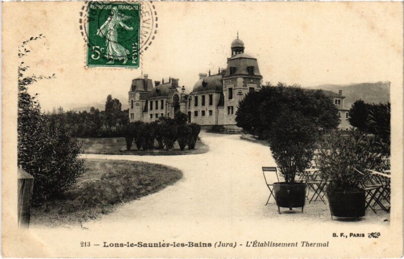 Carte postale ancienne Lons le Saunier Etablissement Thermal à Lons-le-Saunier
