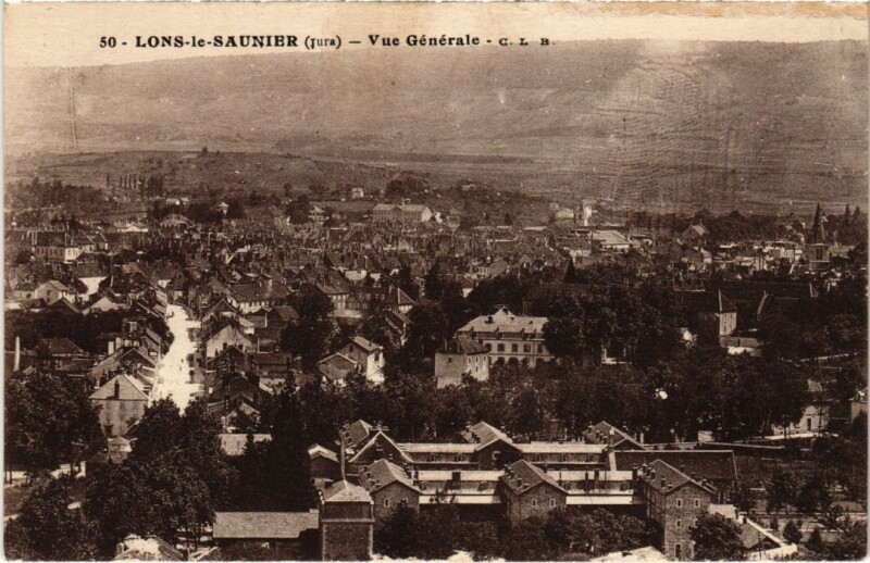 Carte postale ancienne Lons le Saunier vue generale à Lons-le-Saunier