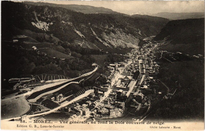 Carte postale ancienne Morez vue generale