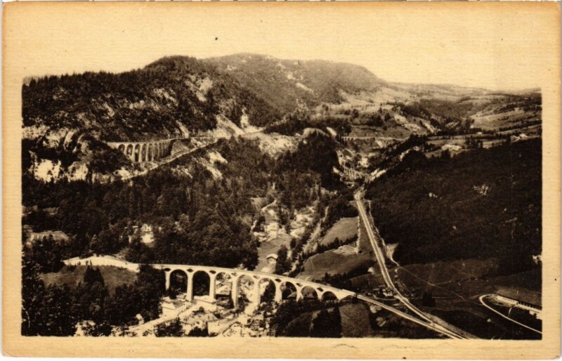 Carte postale ancienne Morez Les Quatre Viaducs