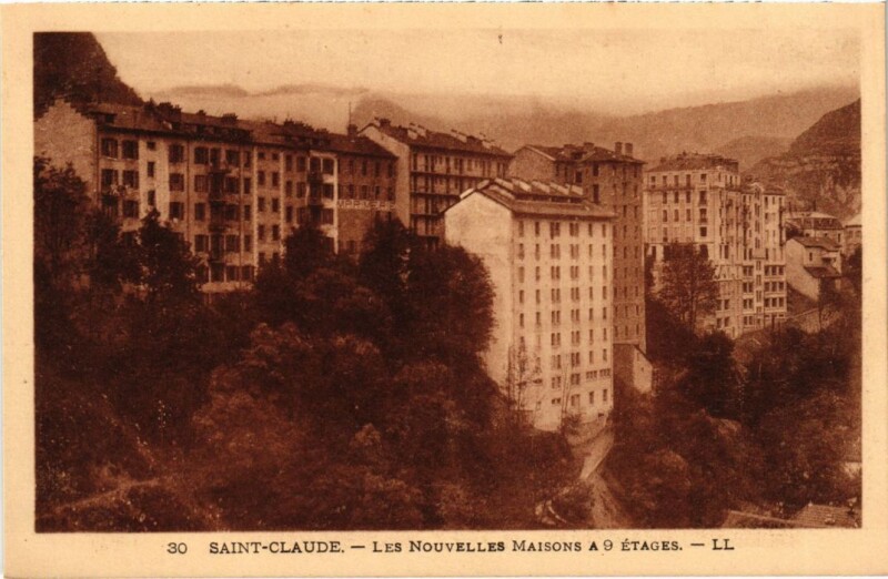 Carte postale ancienne Saint Claude Les Nouvelles Maisons à Saint-Claude