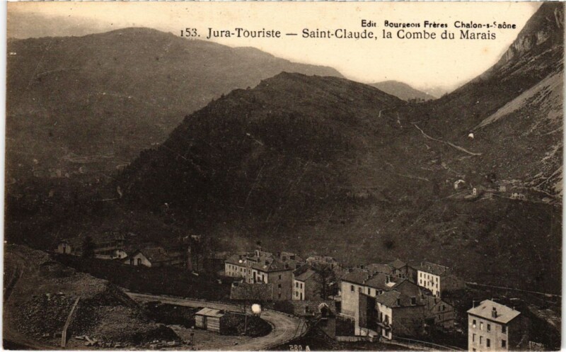 Carte postale ancienne Saint Claude la Combe du Marais à Saint-Claude