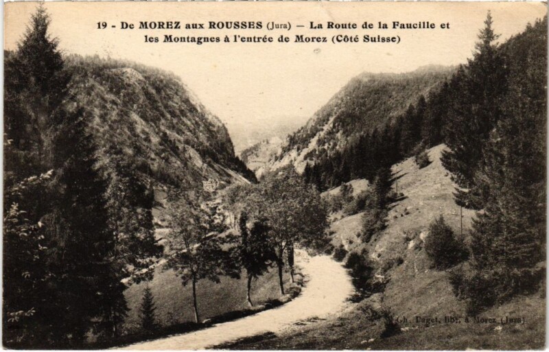 Carte postale ancienne La Route de la Faucille et les Montagnes a l'entree de Morez