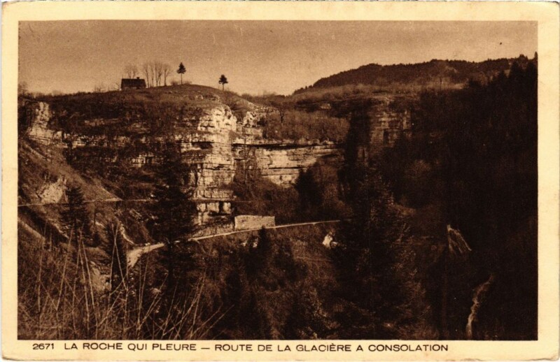 Carte postale ancienne La Roche qui Pleure à Pleure