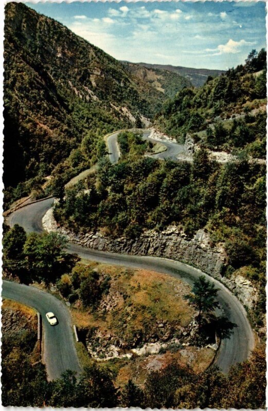 Carte postale ancienne Les Lacets de Septmoncel