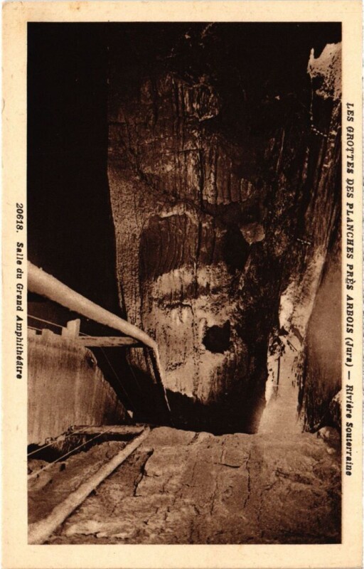 Carte postale ancienne Salle du Grand Amphitheatre