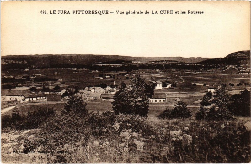 Carte postale ancienne Vue generale de la Cure et les Rousses aux Rousses