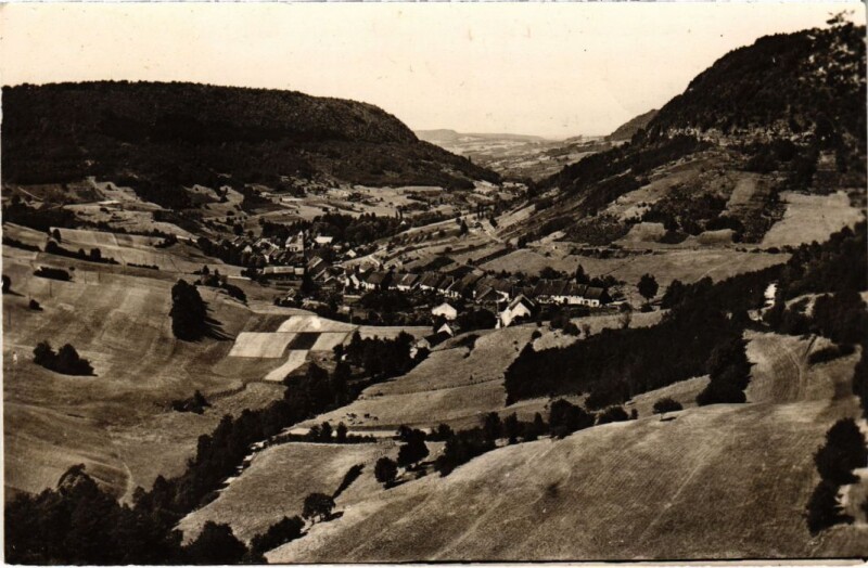 Carte postale ancienne La Vallee de Revigny à Revigny