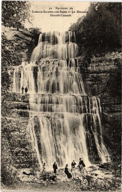 Carte postale ancienne Herisson Grande Cascade