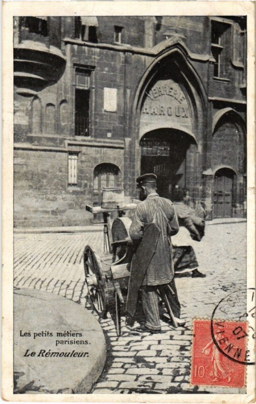Carte postale ancienne Paris Petits Metiers le remouleur