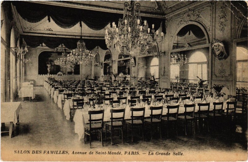Carte postale ancienne Paris 12e Salon des Familles Avenue de Saint-Mande Grande Salle à Paris 12e