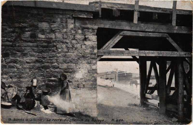 Carte postale ancienne Berges de la Seine - La route du Chemin de halage à Paris 16e