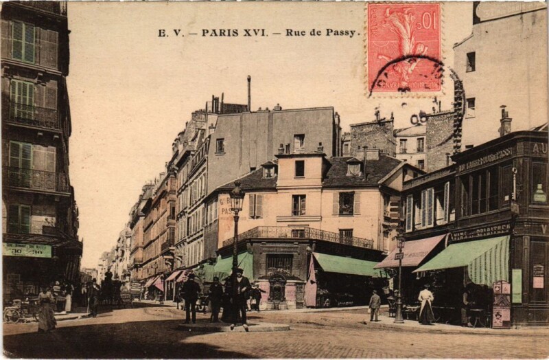 Carte postale ancienne Rue de Passy à Paris 16e