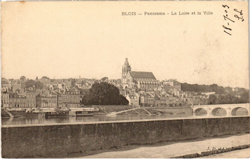 Carte postale ancienne Blois Panorama, La Loire et la Ville France à Blois