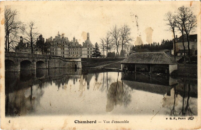 Carte postale ancienne Chambord Vue d'ensemble France à Chambord