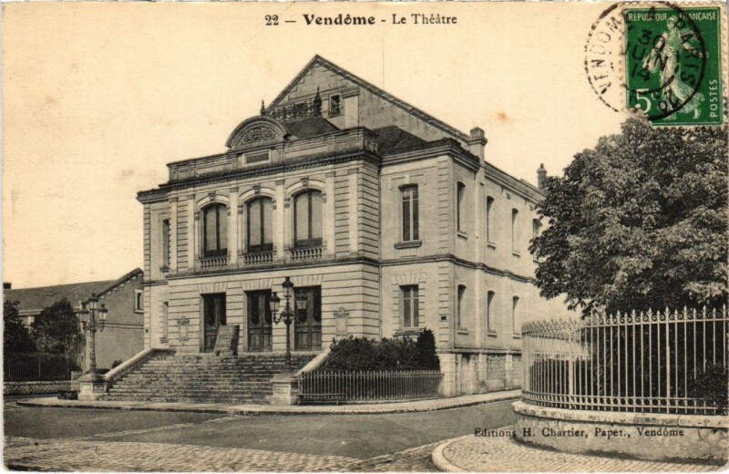 Carte postale ancienne Vendome Le Theatre France