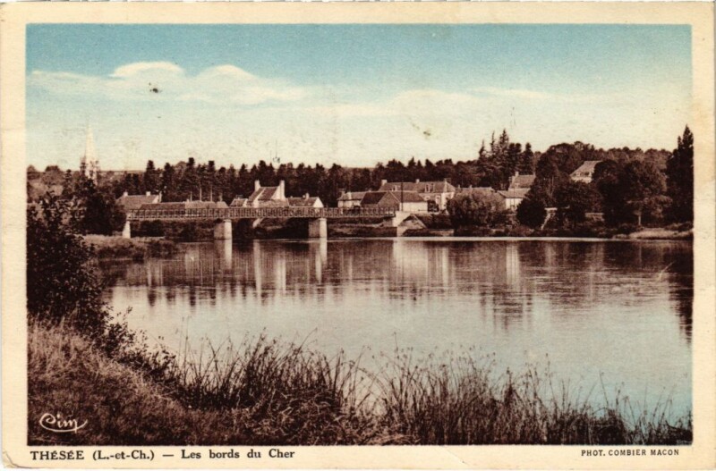 Carte postale ancienne Thesee Les bords du Cher France