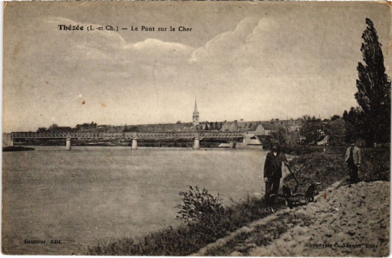 Carte postale ancienne Thezee Le Pont sur le Cher France