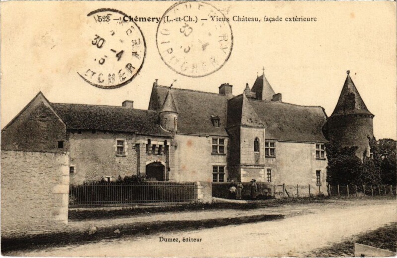 Carte postale ancienne Chemery Vieux Chateau,facade exterieure France