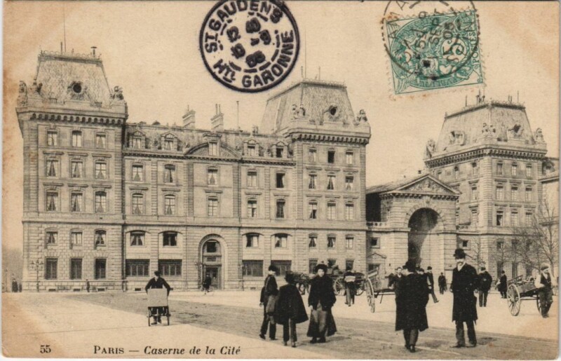 Carte postale ancienne Paris 4e Caserne de la Cité