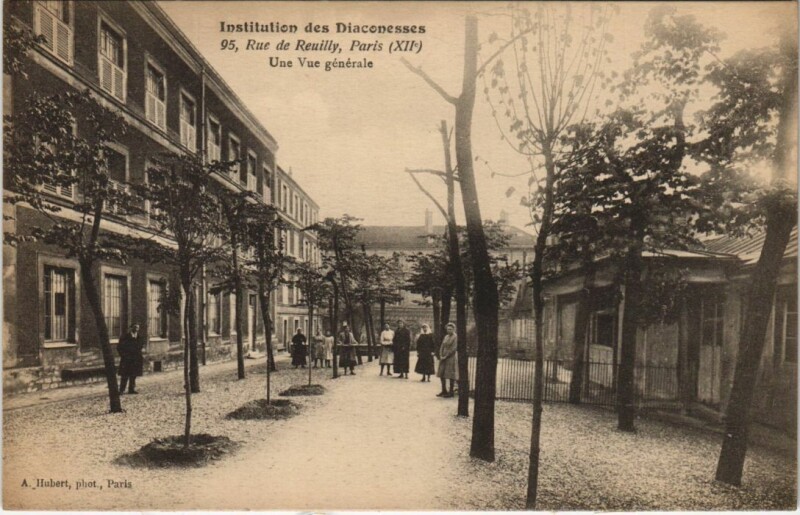 Carte postale ancienne Institution des Diaconesses - Rue de Reuilly - Une Vue générale à Paris 12e