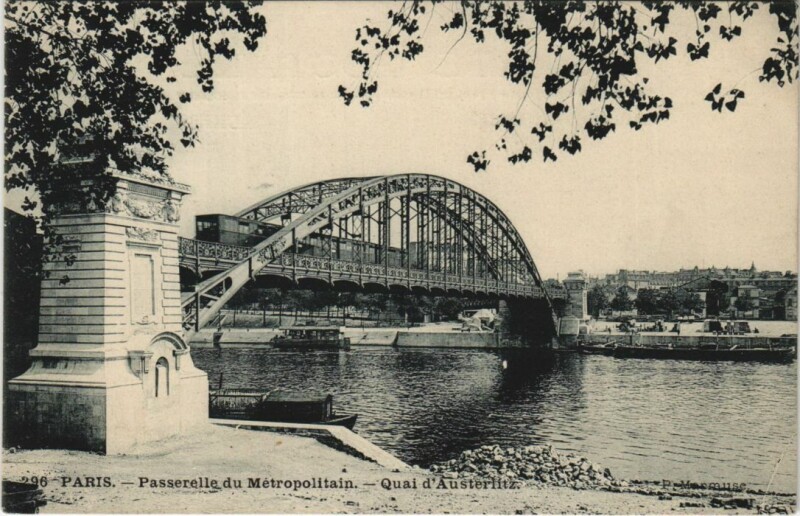 Carte postale ancienne Paris 12e Passerelle d'Austerlitz