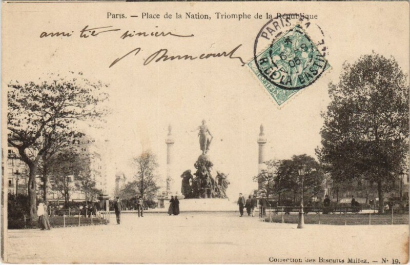 Carte postale ancienne Paris 12e Place de la Nation