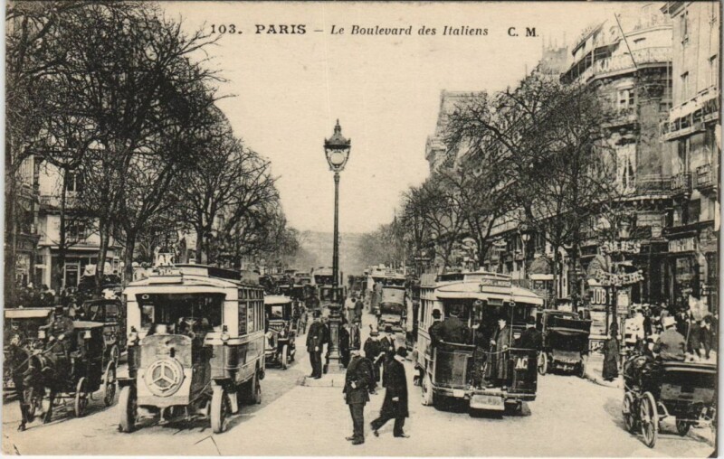 Carte postale ancienne Paris 9e Les Grands Boulevards