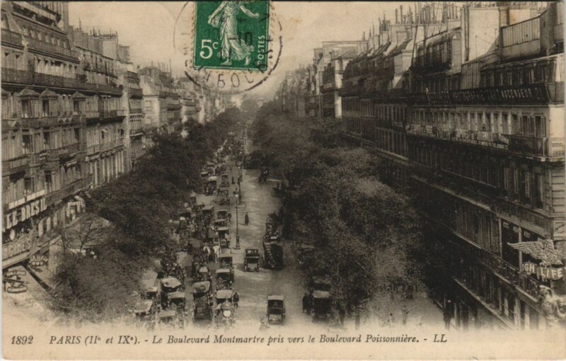 Carte postale ancienne Paris 9e Les Grands Boulevards