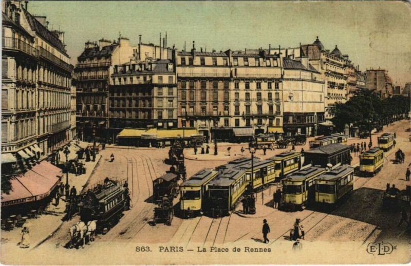 Carte postale ancienne La Place de Rennes à Paris 15e