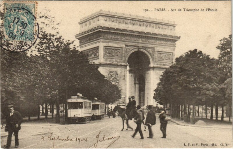 Carte postale ancienne Paris 17e Arc de Triomphe de l'Etoile Tramway