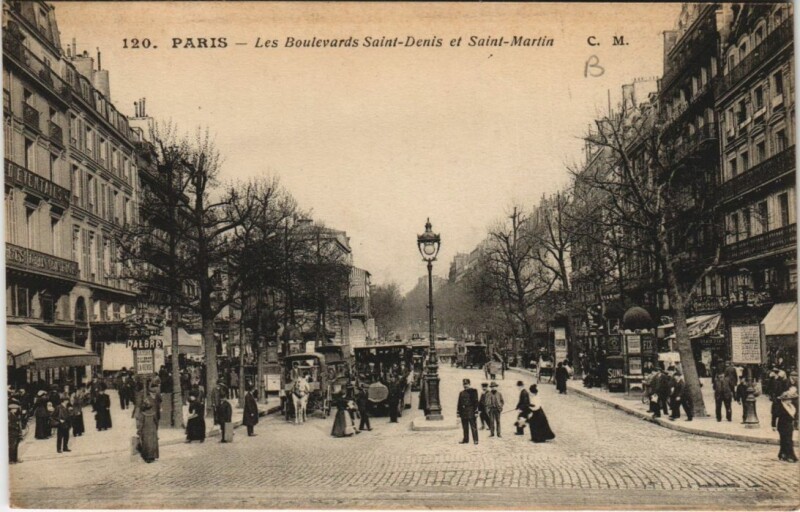 Carte postale ancienne Paris 10e Boulevard Saint-Denis