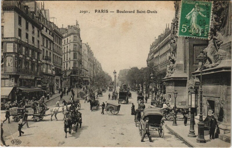 Carte postale ancienne Paris 10e Boulevard Saint-Denis