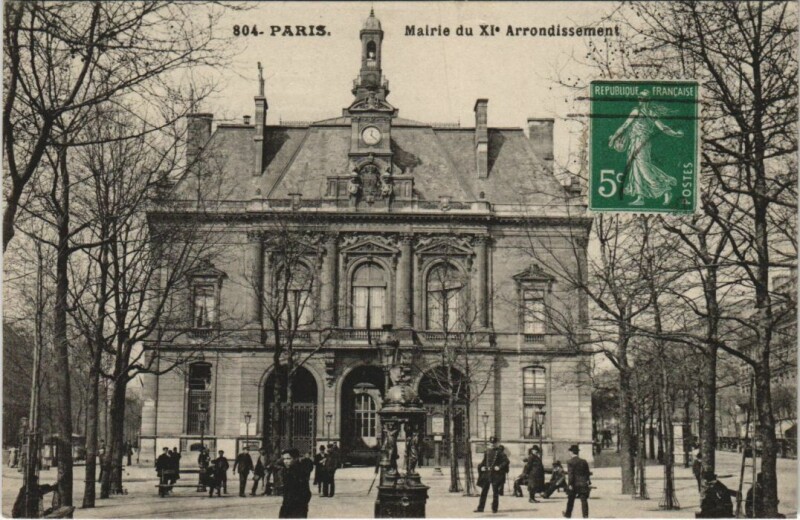 Carte postale ancienne Paris 11e Le Mairie