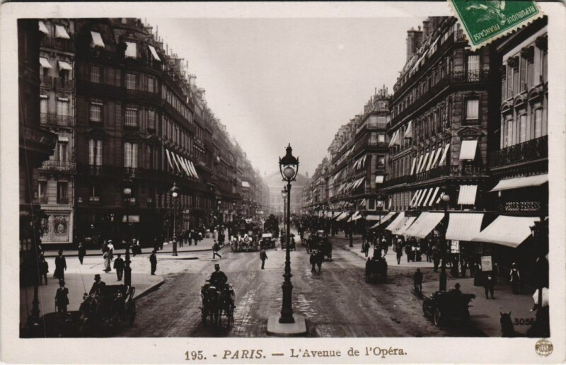 Carte postale ancienne Paris 2e Avenue de l'Opéra