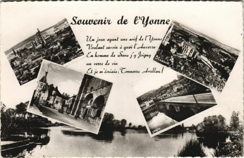 Carte postale ancienne Souvenie de l'Yonne - Town Scenes - River Scene