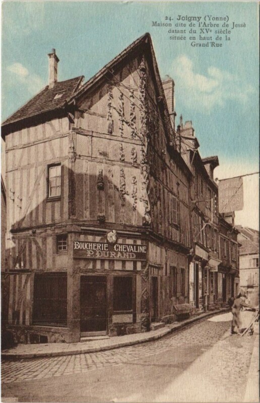 Carte postale ancienne Joigny Maison dite de l'Arbre de Jesse à Joigny