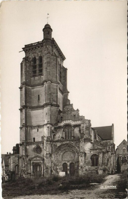 Carte postale ancienne Tonnerre Notre-Dame à Tonnerre