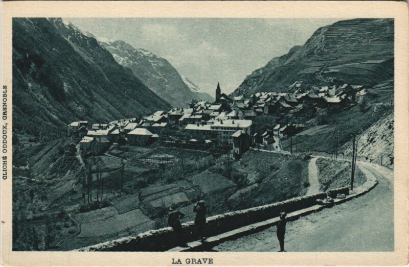 Carte postale ancienne La Grave Vue Generale à La Grave