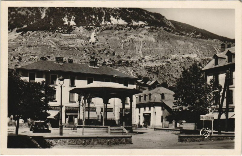 Carte postale ancienne L'Argentiere-la-Bessee Le Kiosque a Musique