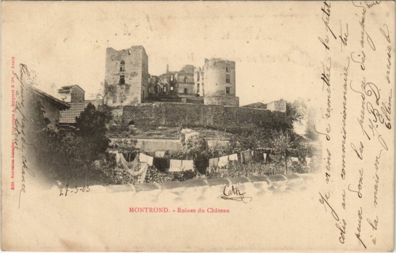 Carte postale ancienne Montrond Ruines du Chateau à Montrond