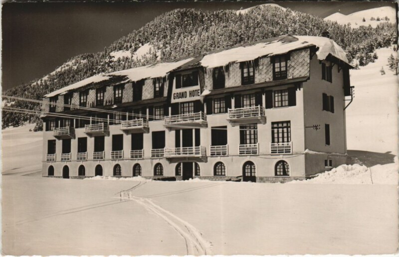 Carte postale ancienne Montgenevre Le Grand Hotel